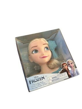 Disney Elsa Styling Head - Blonde with Light Blue Accessory